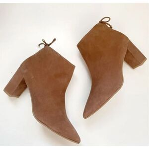 Stuart Weitzman Gradiner Block Heel Pointed Toe Suede Boots